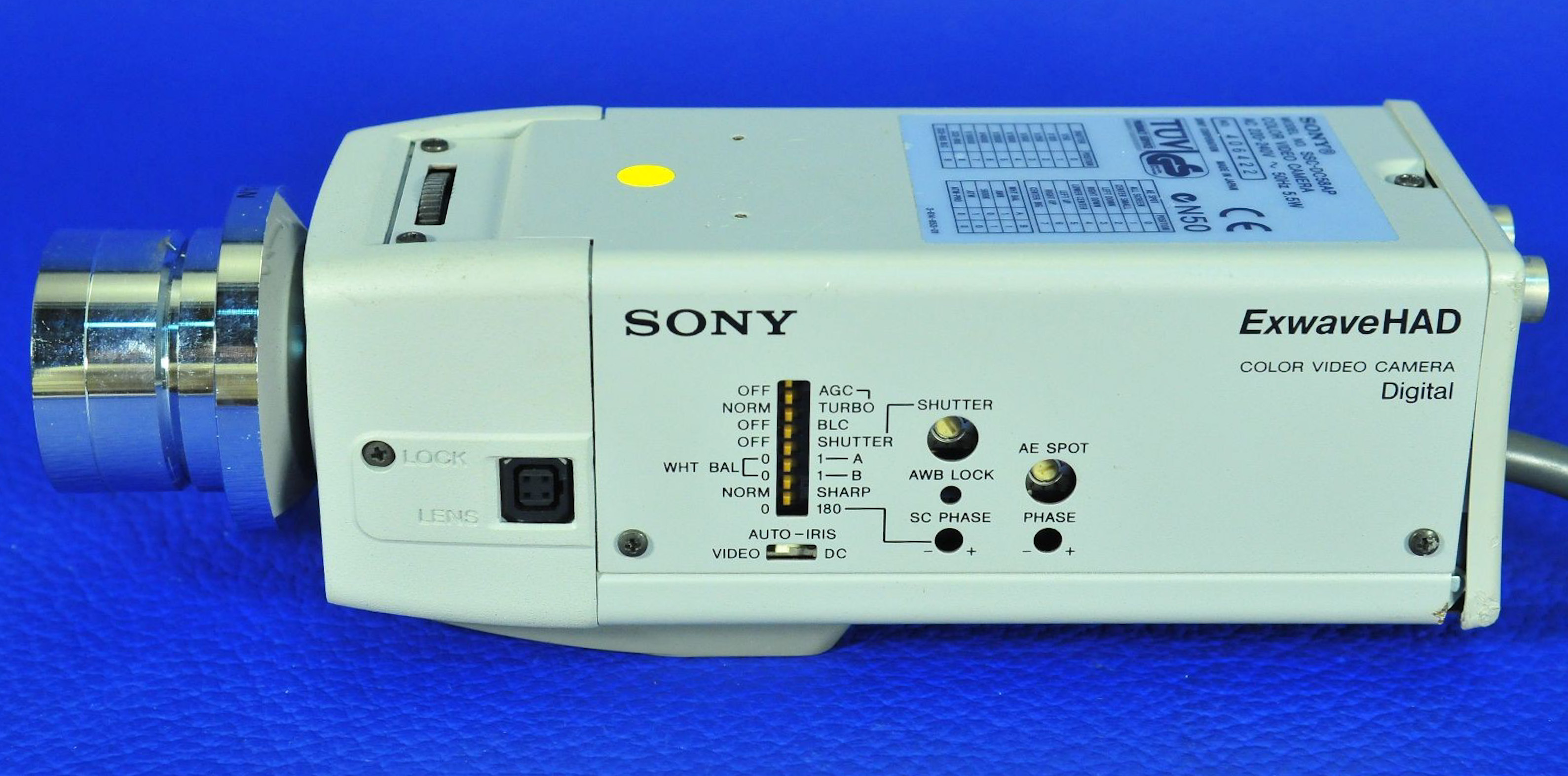 924 SONY EXWAVEHAD DIGITAL COLOUR VIDEO CAMERA SSC-DC58AP | eBay